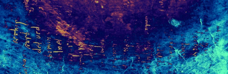MSI Aufnahme von überschriebenem Text Farbiges Bild in Lila, Blau und Gelb, mit gelber Schrift hervorgehoben an bestimmten Stellen